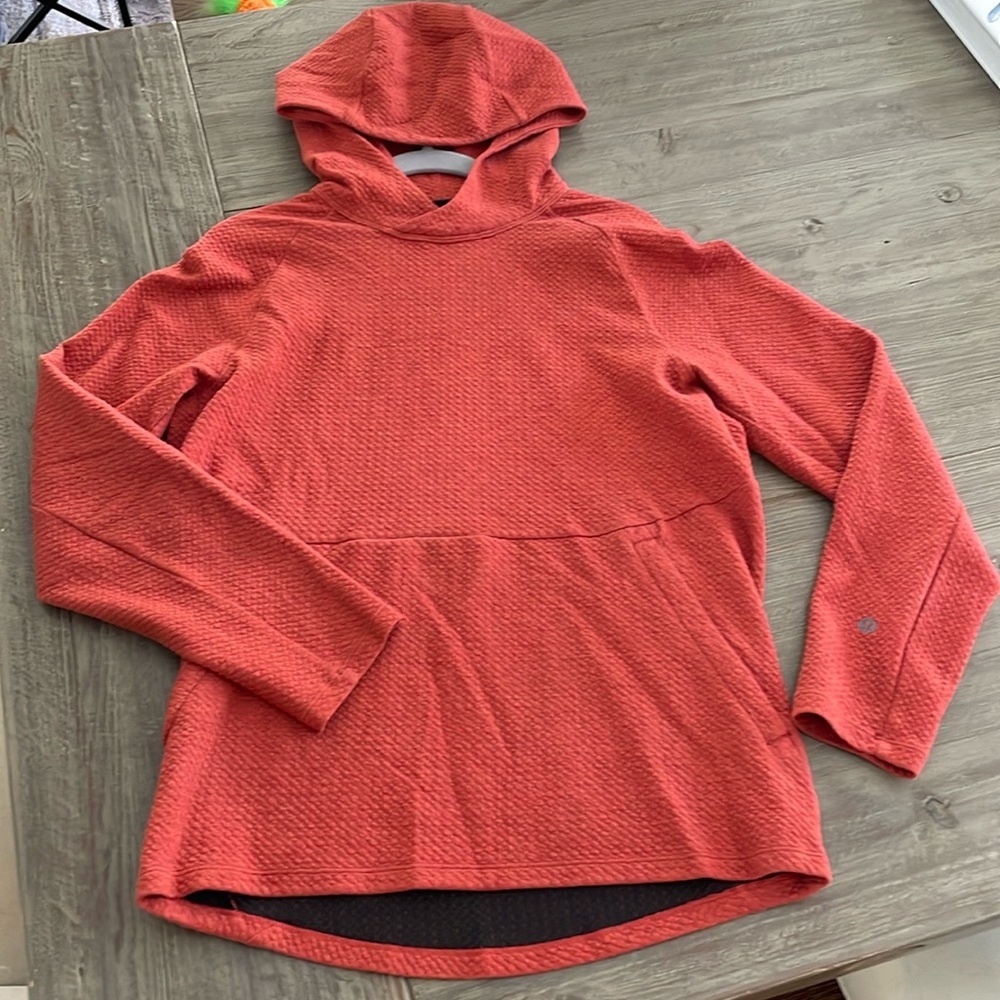 Lululemon At Ease burnt orange hoodie with two front pouch zip pockets - Picture 4 of 13